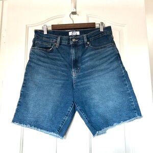 NWOT Denizen from Levi's Medium Blue Bermuda Denim Shorts